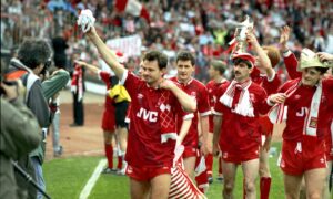 Charlie Nicholas after winning the Scottish Cup with Aberdeen in 1990. From left, Charlie Nicholas, Jim Bett, Bobby Connor, Alex McLeish with the cup and David Robertson. Image: DC Thomson.