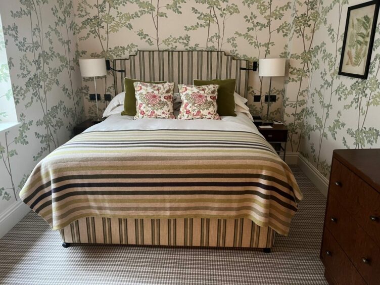 a bedroom in the top-rated Brown's Hotel in London features a luxurious mattress from Glencraft in Aberdeen