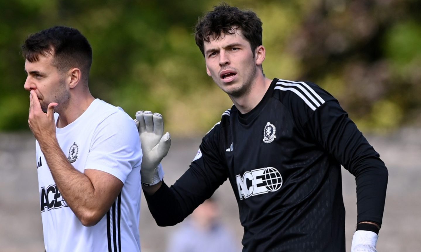 New Aberdeen keeper Nick Suman in action for Cove Rangers
