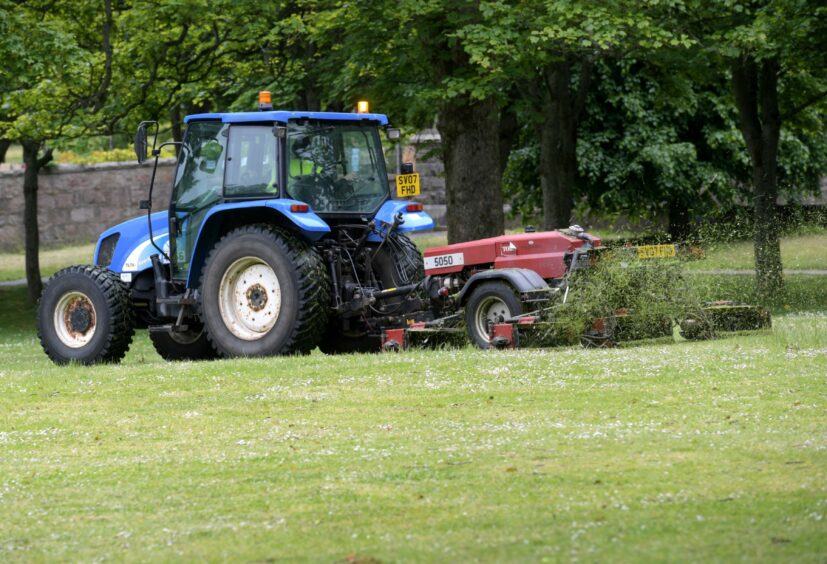 Grass cutting in Westburn Park, Aberdeen. Image: Kath Flannery/DC Thomson