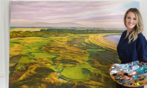 Aimee Smith with her painting of the 13th hole at Royal Dornoch.