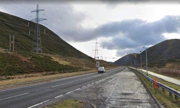 The A9 was blocked between Dalwhinnie and Dalnaspidal following a two-vehicle crash. Image: Google Street View.