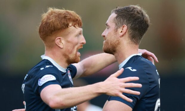 Simon Murray celebrates with Jordan White after scoring against Edinburgh City. Image: SNS