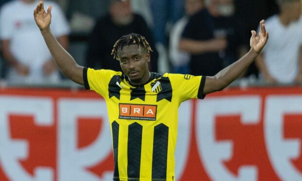 BK Hacken's Ibrahim Sadiq looks dejected in the 2-2 Europa League play-off first leg draw with Aberdeen. Image: SNS.