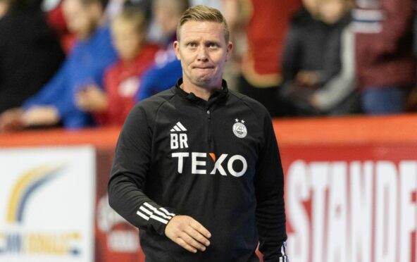 Aberdeen manager Barry Robson. Image: SNS