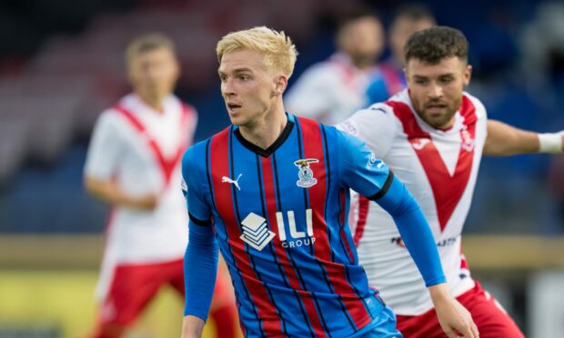 Luis Longstaff made his debut in a 3-2 defeat against Airdrie in the Viaplay Cup last month. Next week, he will aim to beat the Diamonds for three Championship points for ICT. Image: Jasperimage