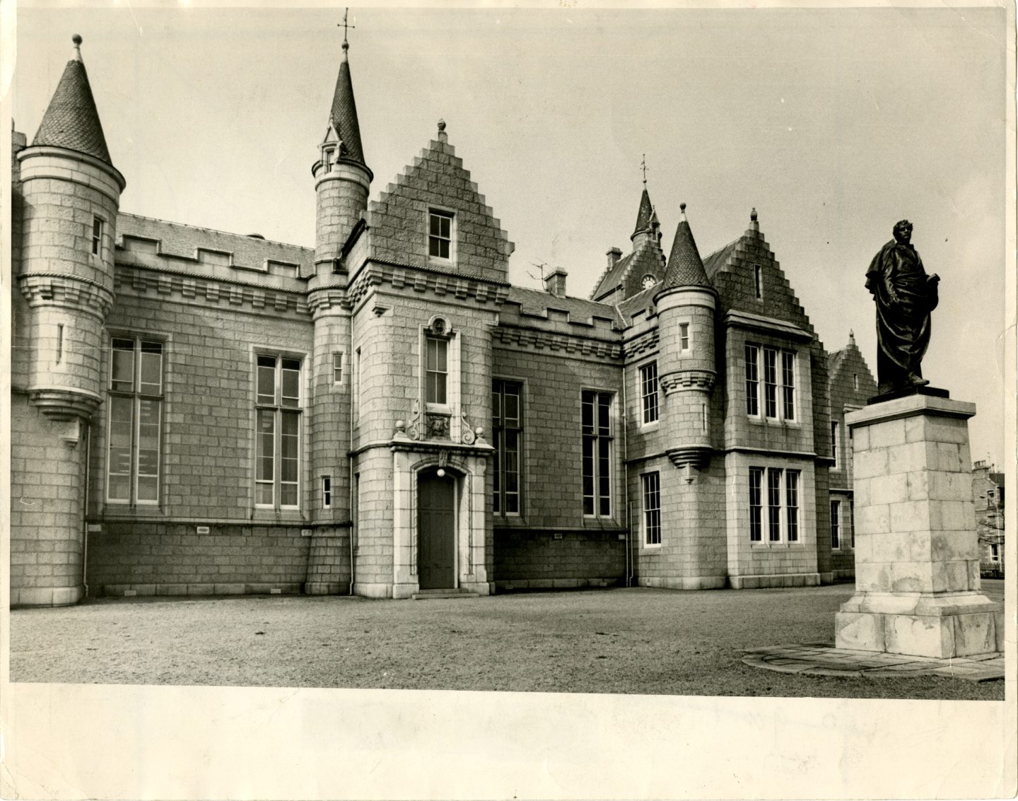Statue of poet Lord Byron in front of the school building in 1979.