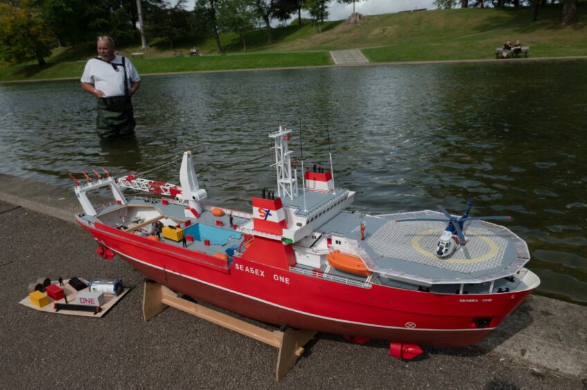 Model Boat