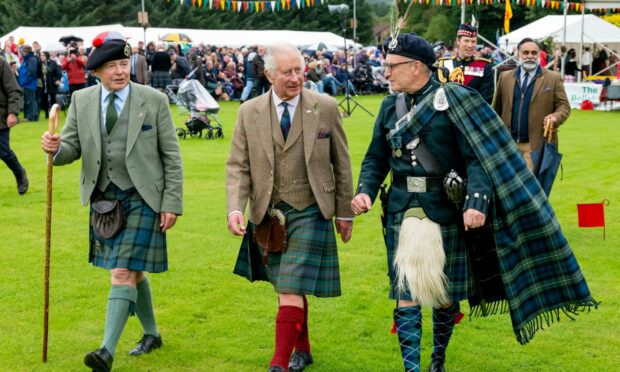 Surprise visit from The King at Lonach Highland Games. Image: Brian Smith/ Jasperimage