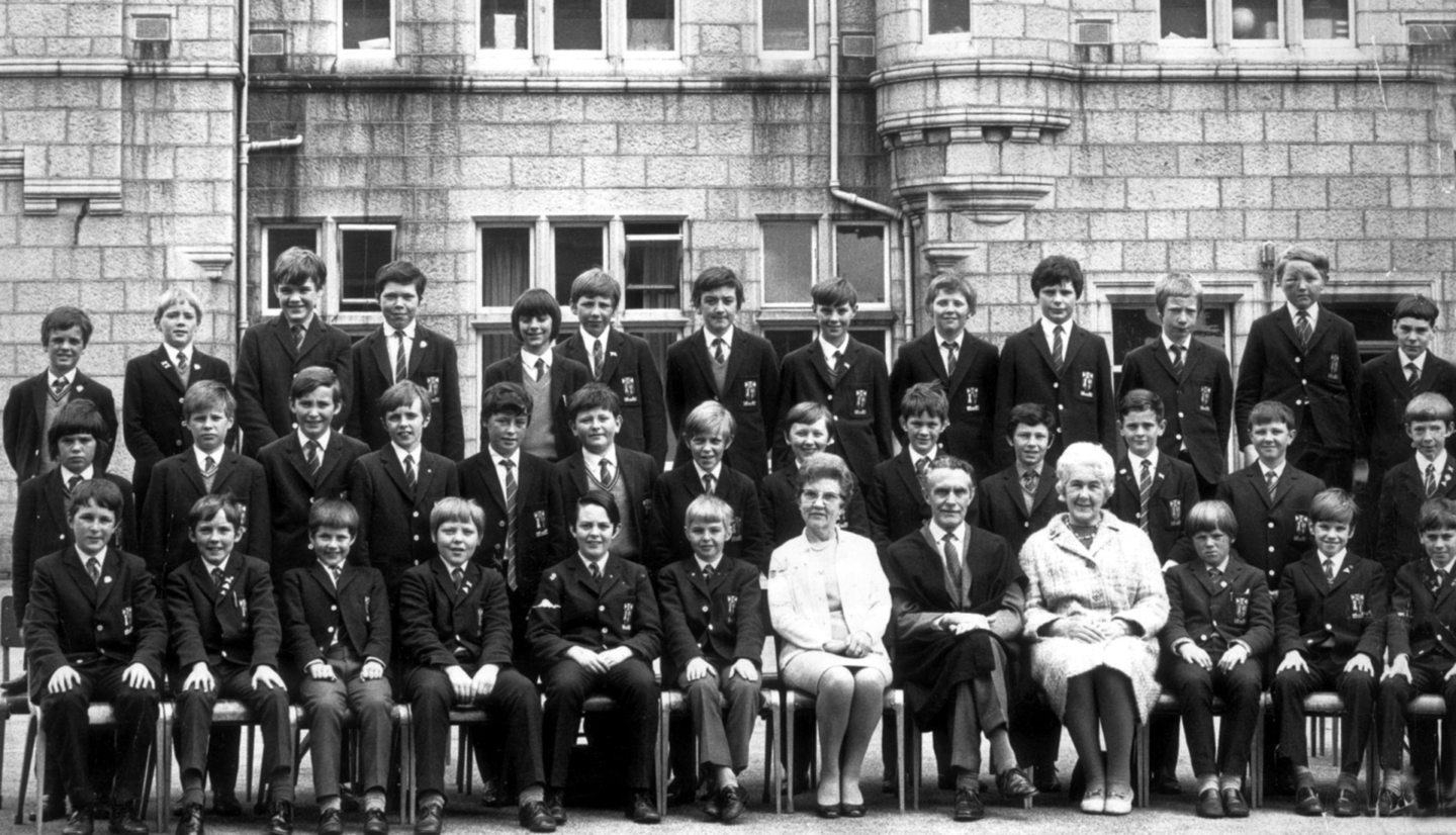 A souvenir picture of two primary classes at Aberdeen Grammar School before it became Rubislaw Academy in 1971. 