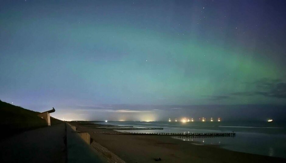 Northern Lights at Aberdeen Beach
