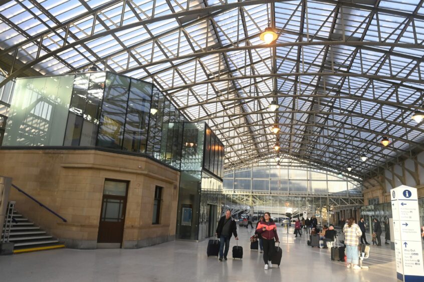 Aberdeen Railway Station underwent an £8m redevelopment. 