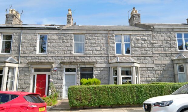 This superb first floor flat in Aberdeen's west end is beautiful inside.