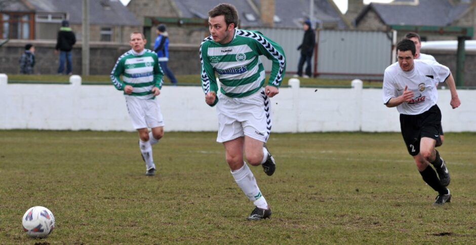 Robert Duncan in action for Buckie Thistle