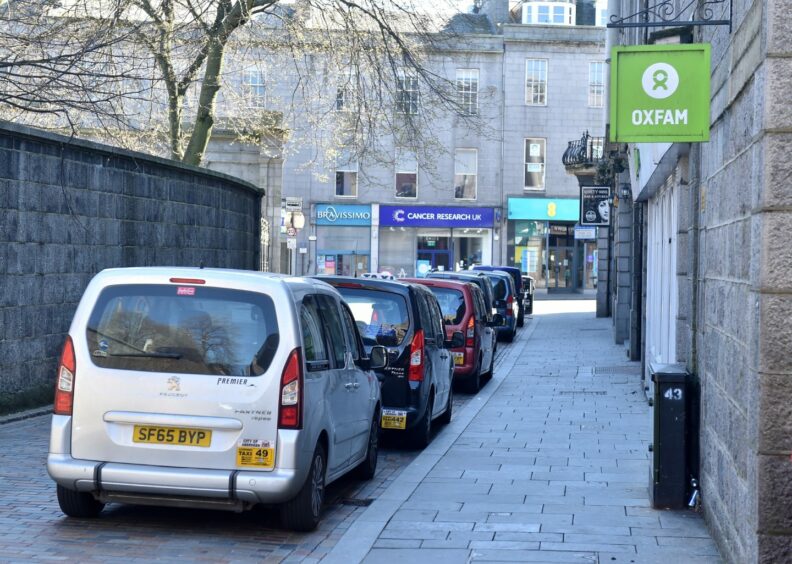 The Back Wynd taxi rank in Aberdeen city centre