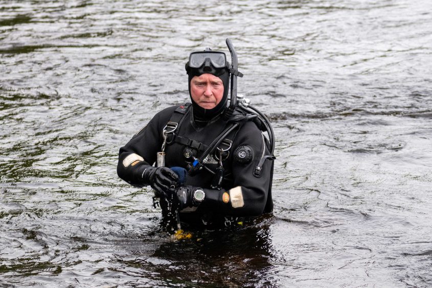 Diver in the River Don