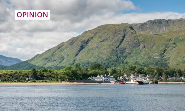 Gaelic language signs for Ardgour have been misspelled (Image: inspi_ml/Shutterstock)