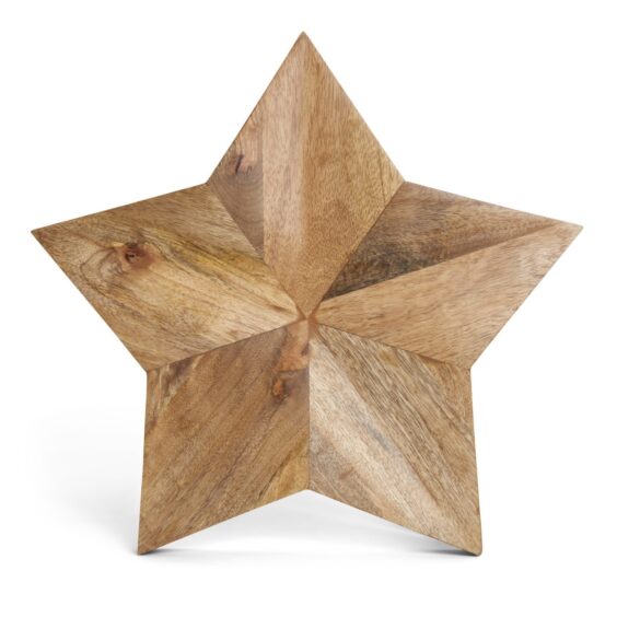 Wooden star-shaped wall hanging, another idea for your autumn decor.