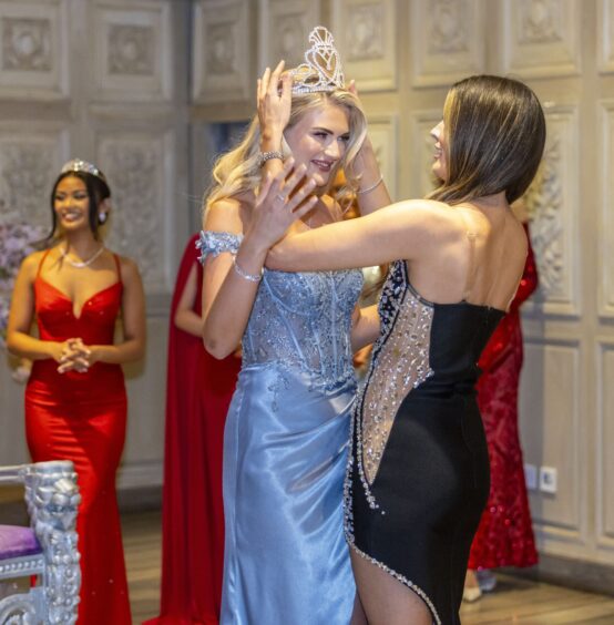 Chelsie being crowned at the final of Miss Scotland on Friday. 