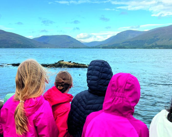Banavie Primary school pupils aboard with Cruise Loch Linnhe for seal spotting.