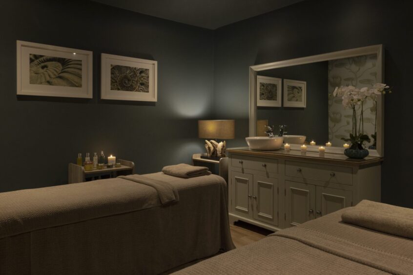 double treatment room at Golf View Hotel's Coast Spa 