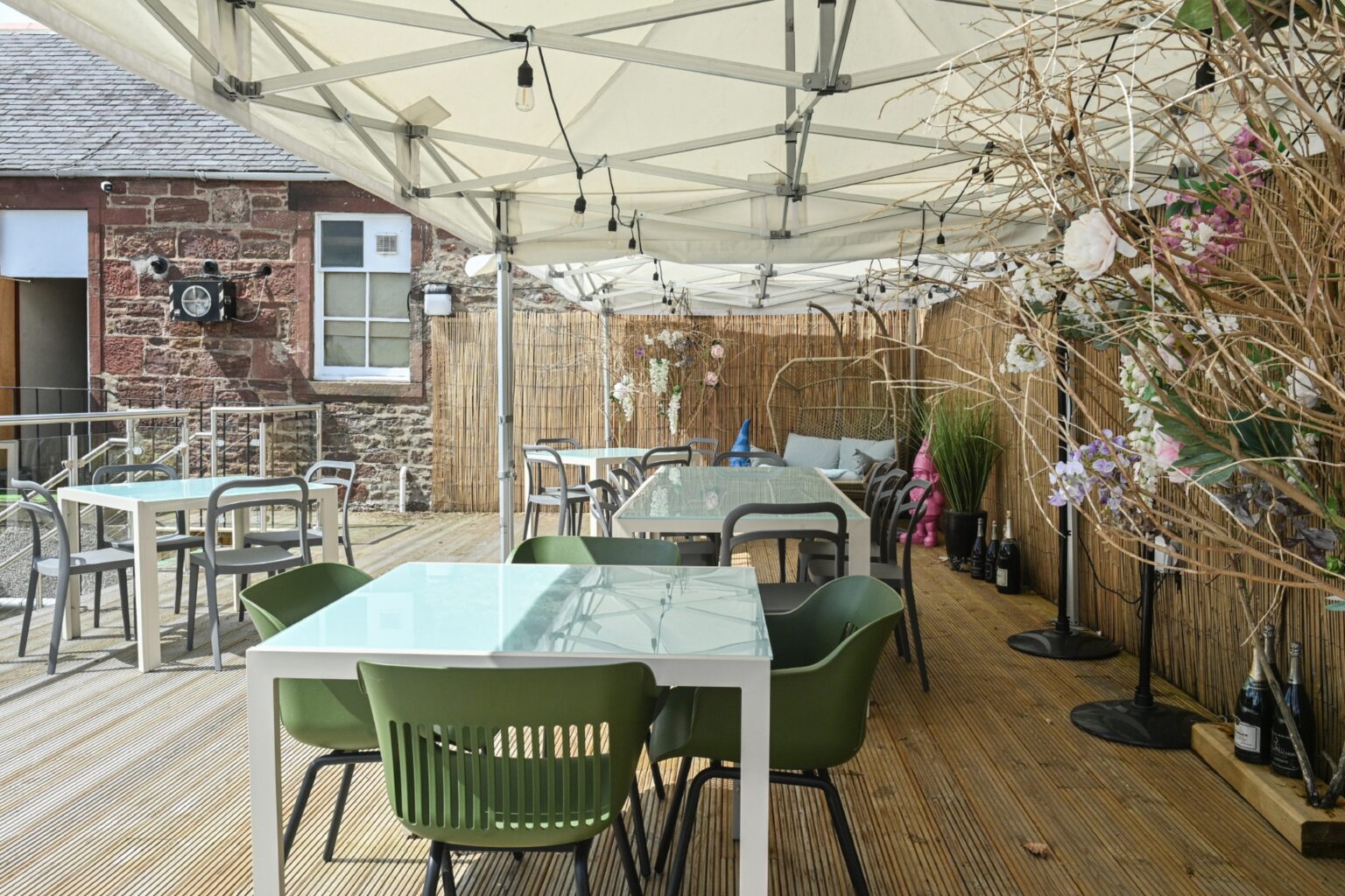 Turriff's Fife Arms Hotel given goahead to serve booze outdoors