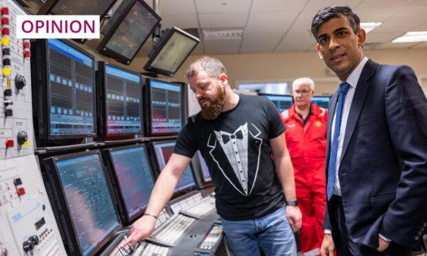 Prime Minister Rishi Sunak (right) during a July visit to Shell St Fergus Gas Plant in Peterhead (Image: Euan Duff/PA Wire)