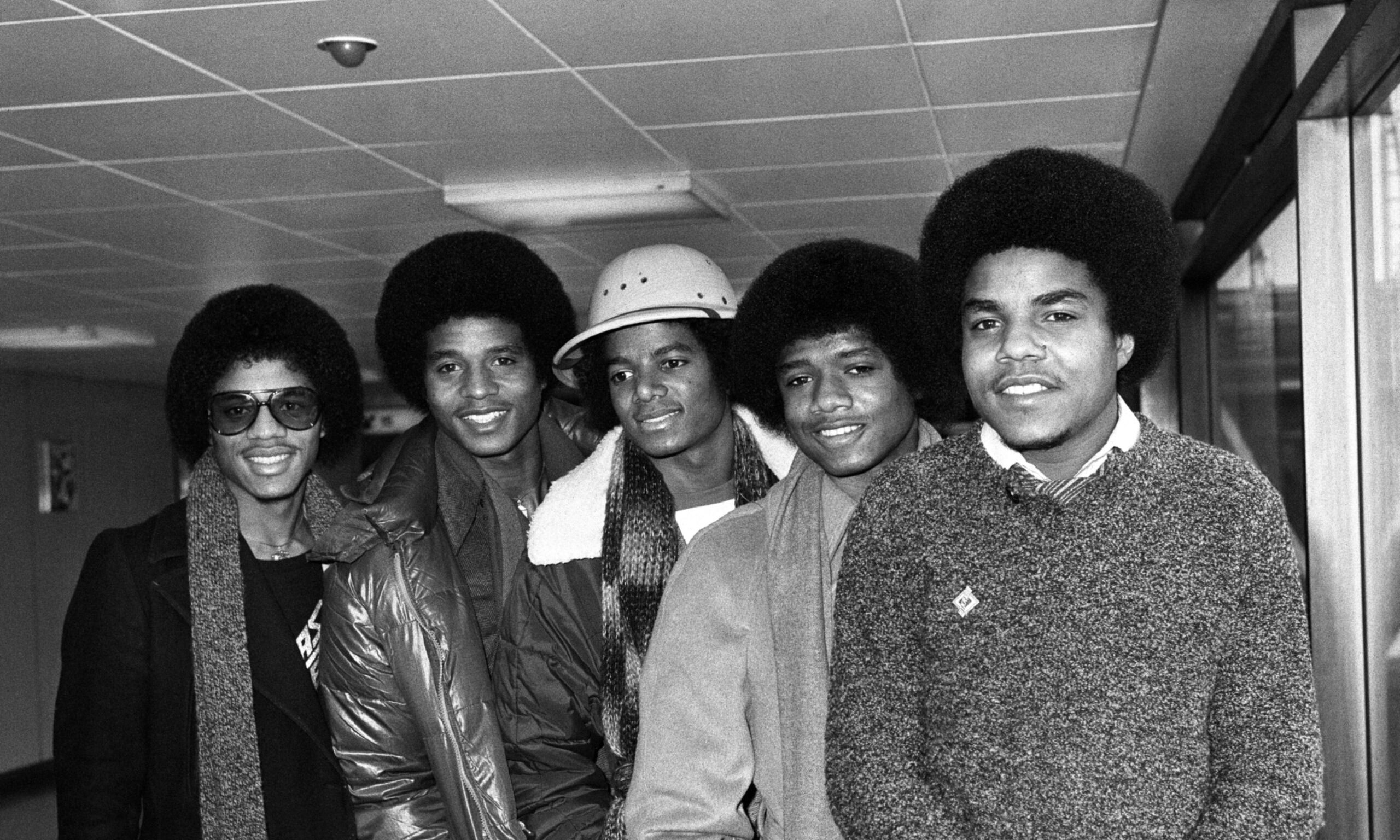 The Jackson 5 standing up.