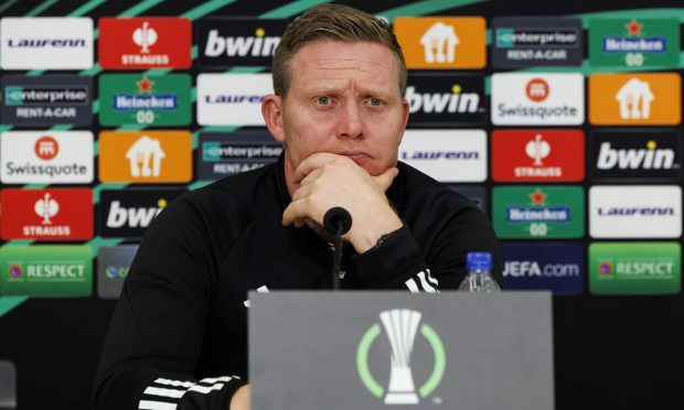 Aberdeen manager Barry Robson during his Aberdeen MD-1 press conference at Toumba Stadium, on November 8, 2023, in Thessaloniki, Greece. Image: Mark Scates/SNS.