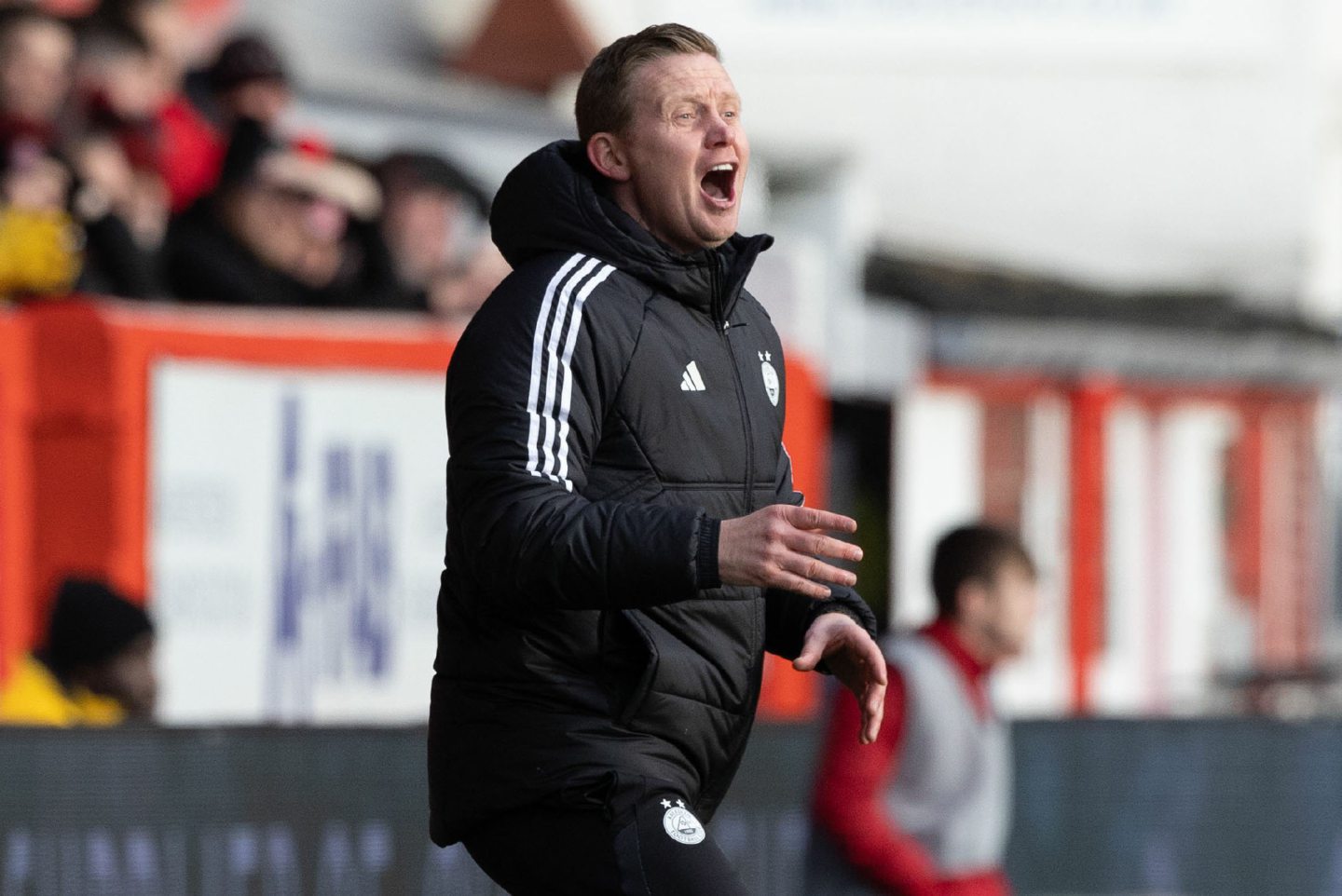 Aberdeen manager Barry Robson during a Premiership match against Rangers at Pittodrie. Image: SNS
