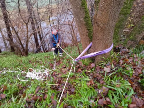 Under the Surface searching on the banks of the River Don.