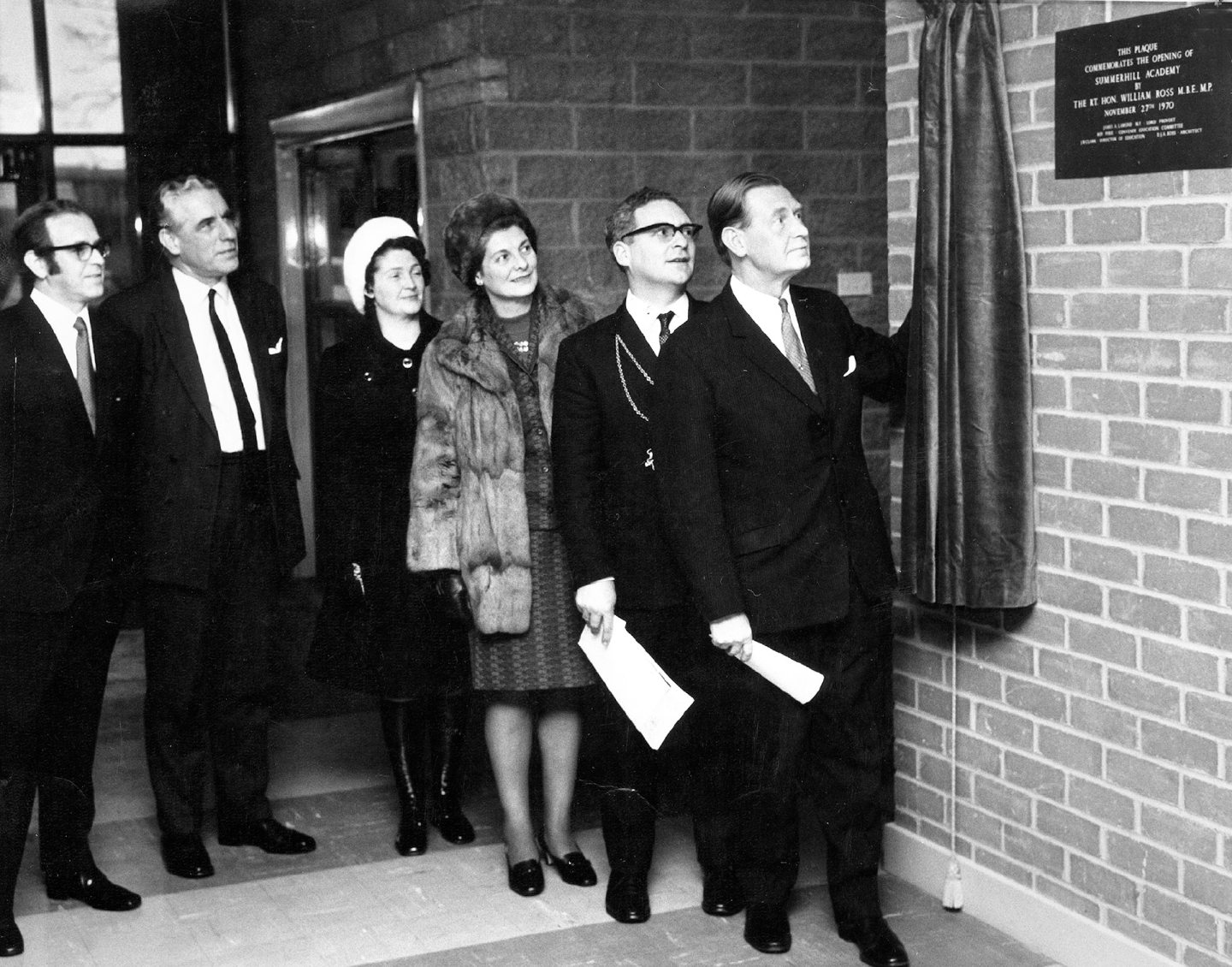 Former Scottish Secretary Willie Ross unveils a plaque in 1970 commemorating the school's 'second opening' in 1970.
