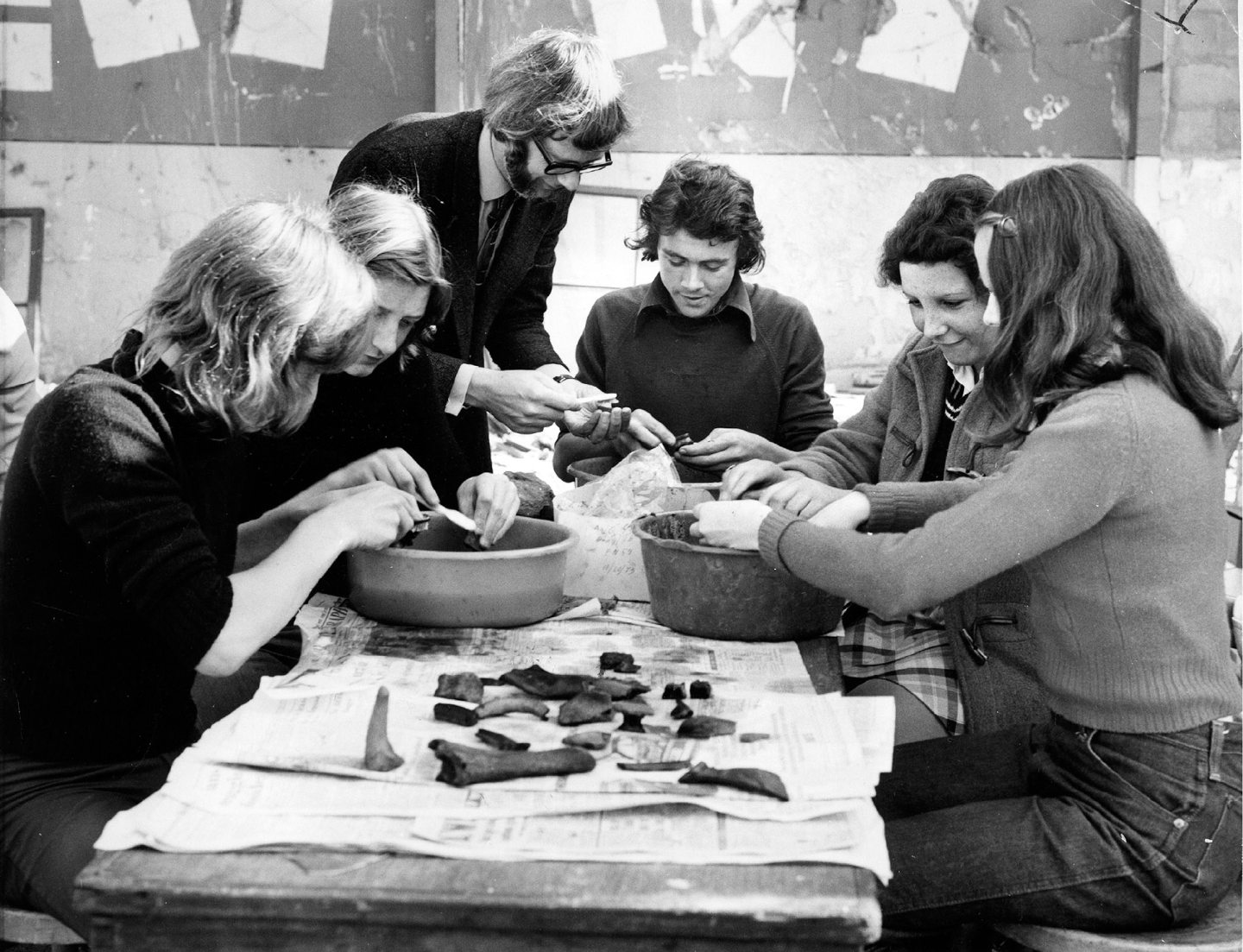Summerhill Academy pupils hard at work during an archaeological dig on Broad Street in 1973