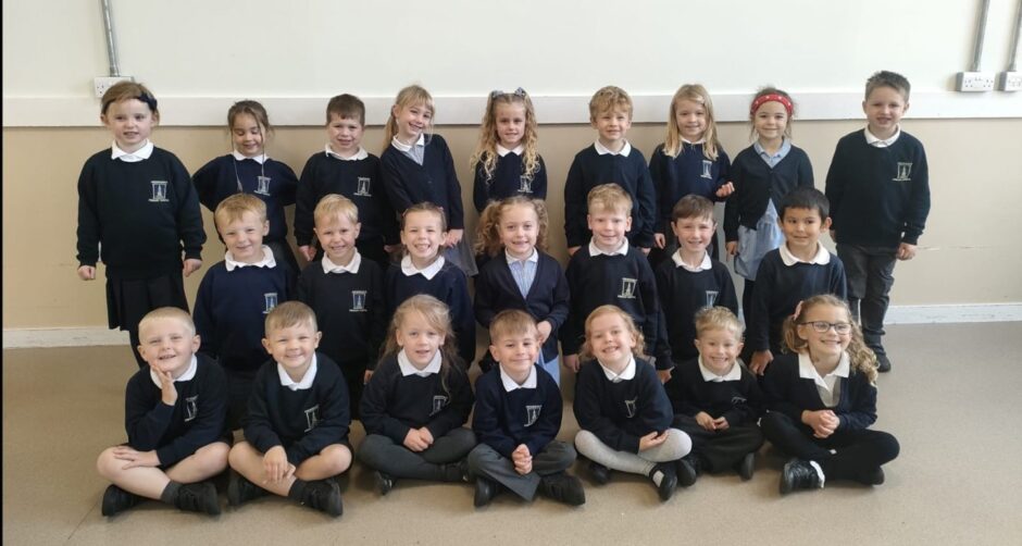 Andersons Primary School's class P1CT. The children are in three rows 