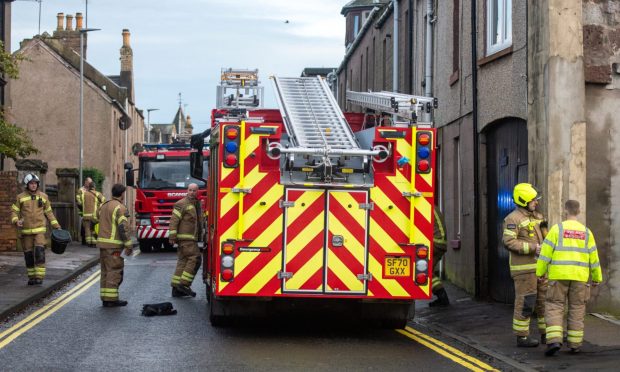 Man, 49, dies in hospital after Montrose house fire
