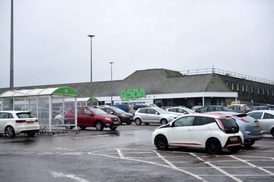 Asda will axe tills at 82 petrol stations later this year. Image: Darrell Benns/ DC Thomson.