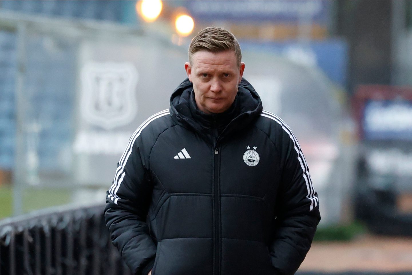 berdeen manager Barry Robson at Dens Park after the game was called off. Image: SNS 