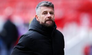Aberdeen make move for St Mirren boss Stephen Robinson