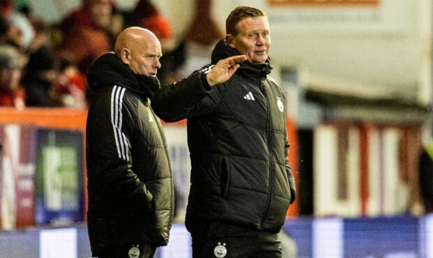 Aberdeen manager Barry Robson at the side of the pitch