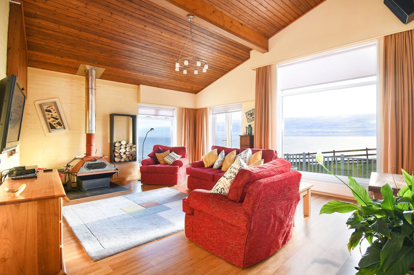 Newtonhill clifftop house for sale with North Sea views