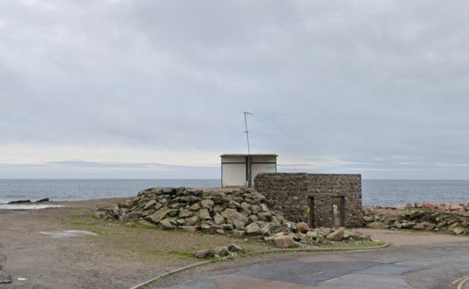 The Four Corners shelter in Fraserburgh as it stood before it was demolished