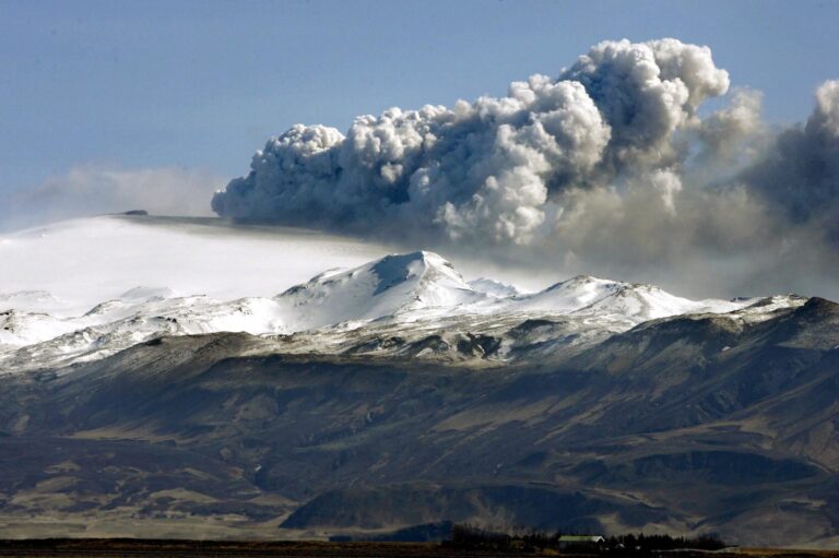 Iceland Volcano: When 2010 eruption caused Scottish travel chaos