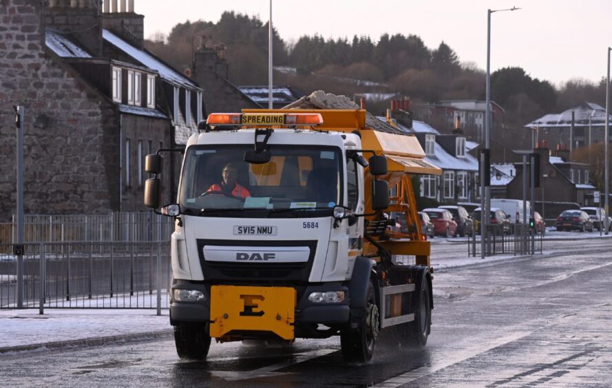 Gritters are out as temperatures plummet this weekend.