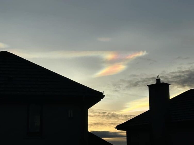 nacreous clouds