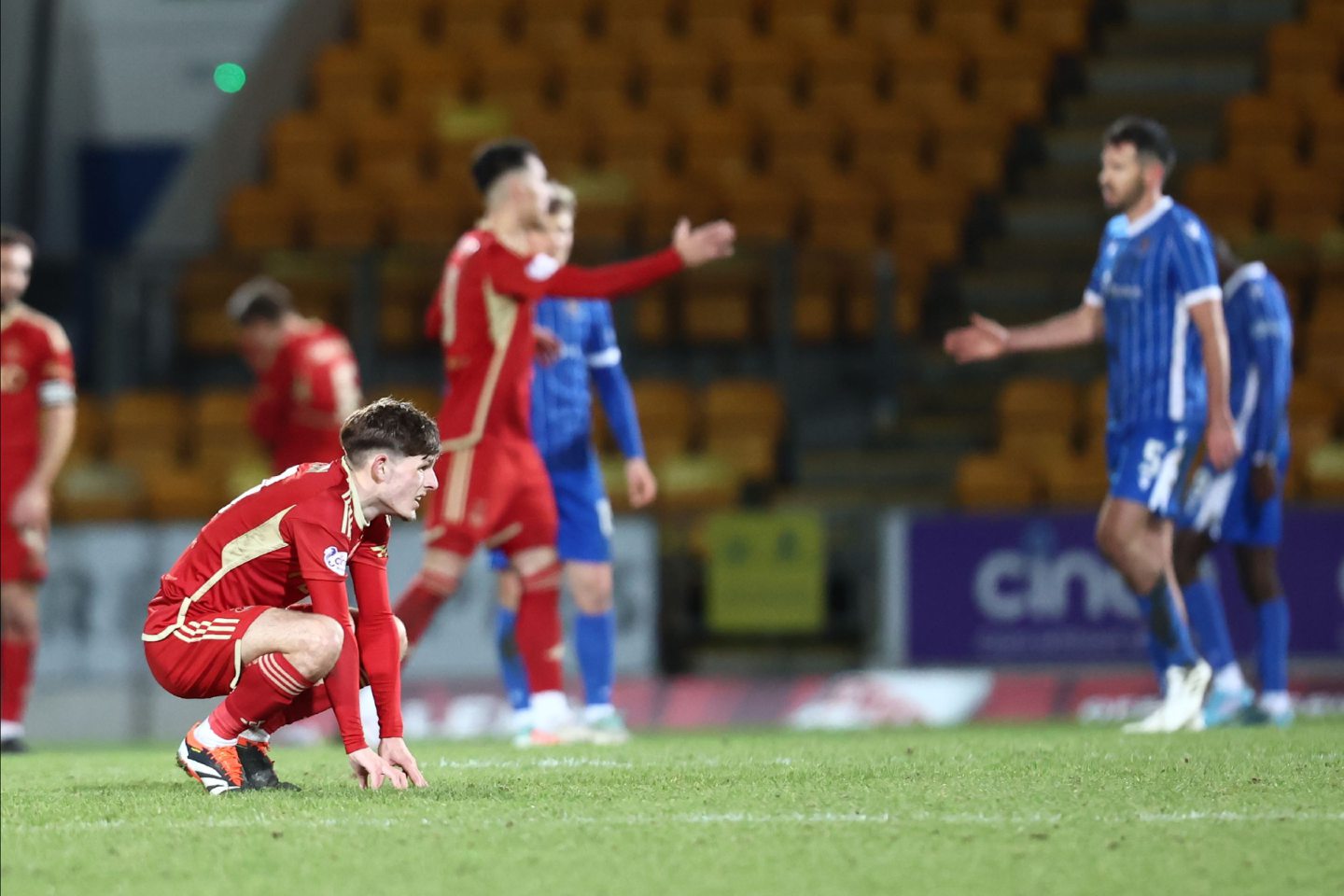 Leighton Clarkson (10) of Aberdeen looks dejected during the 1-1 draw at St Johnstone. Image: Shutterstock 