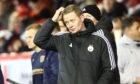 Aberdeen manger Barry Robson during the 1-1 draw with Dundee. Image: SNS