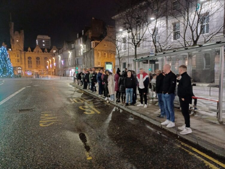 Taxi queues on Union Street in Aberdeen in December 2022. Image: Cameron Roy/DC Thomson