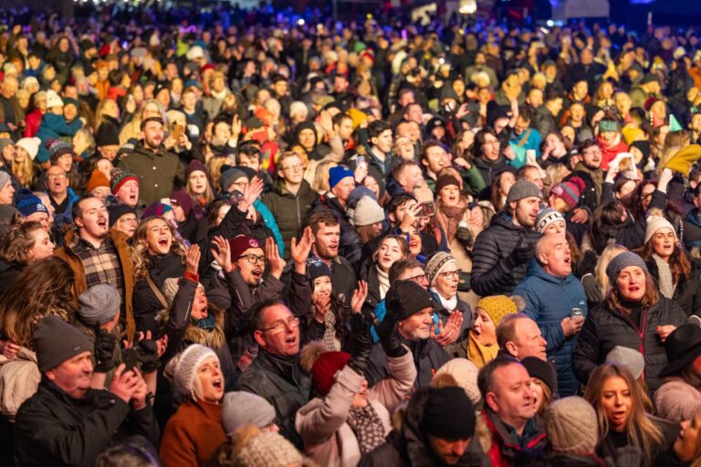 Inverness hosts 'World's Largest Celidh' to ring in 2024