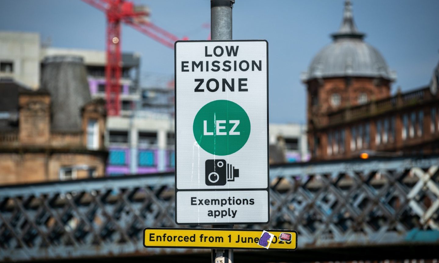 An LEZ sign in Glasgow.