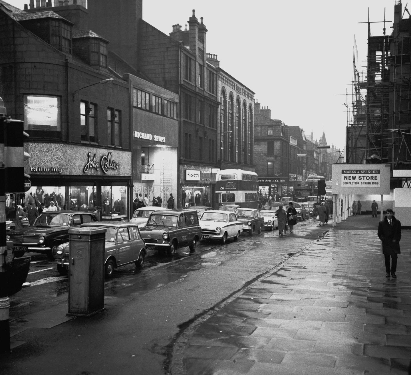 St Nicholas Street in Aberdeen with lots of traffic